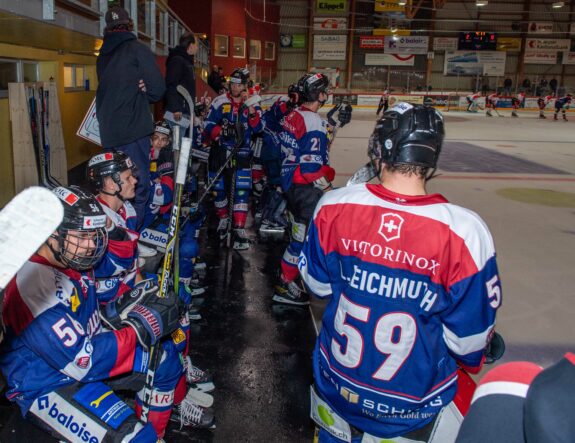 Letzter Siegtorschütze Livio Reichmuth (Nr. 59) ist mit seinen Teamkollegen vom EHC Seewen auch im nächsten Heimspiel gefordert.